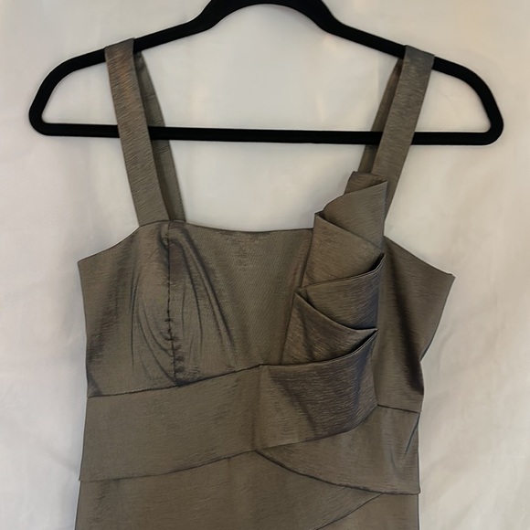 NWT NW COLLECTIONS METALLIC BODYCON DRESS (S) - Picture 4 of 9